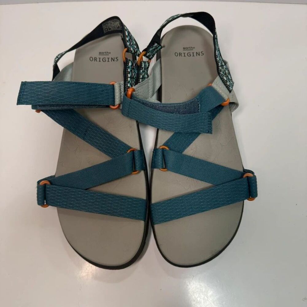 Earth origins sport sandals woman’s size 9.5